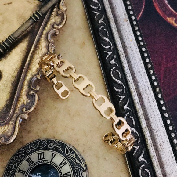 TORY BURCH • Delicate Gemini Link Bracelet Cuff - Picture 5 of 5